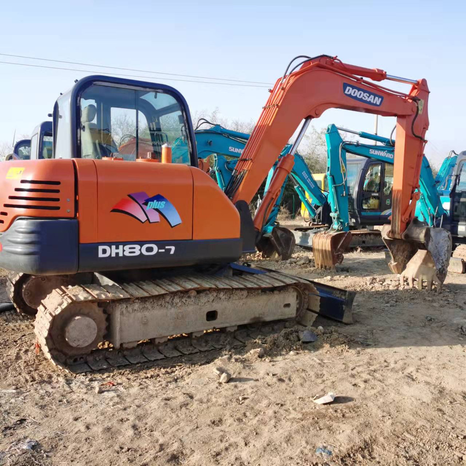 DOOSAN DH80-7 - Vikšrinis ekskavatorius: foto 1 DOOSAN DH80-7 - Vikšrinis ekskavatorius: foto 1