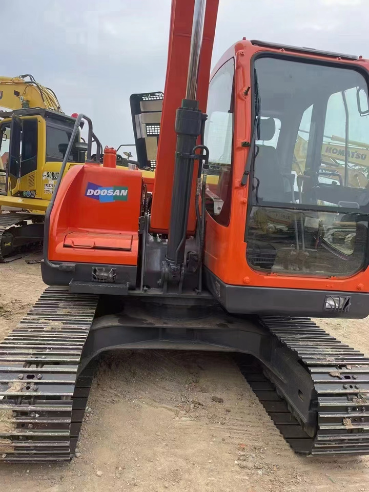 DOOSAN DX80 Mini excavator Excellent condition - Mini ekskavatorius: foto 4 DOOSAN DX80 Mini excavator Excellent condition - Mini ekskavatorius: foto 4