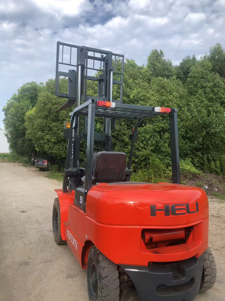 HELI 5Ton Forklift - Dyzelinis krautuvas: foto 3 HELI 5Ton Forklift - Dyzelinis krautuvas: foto 3