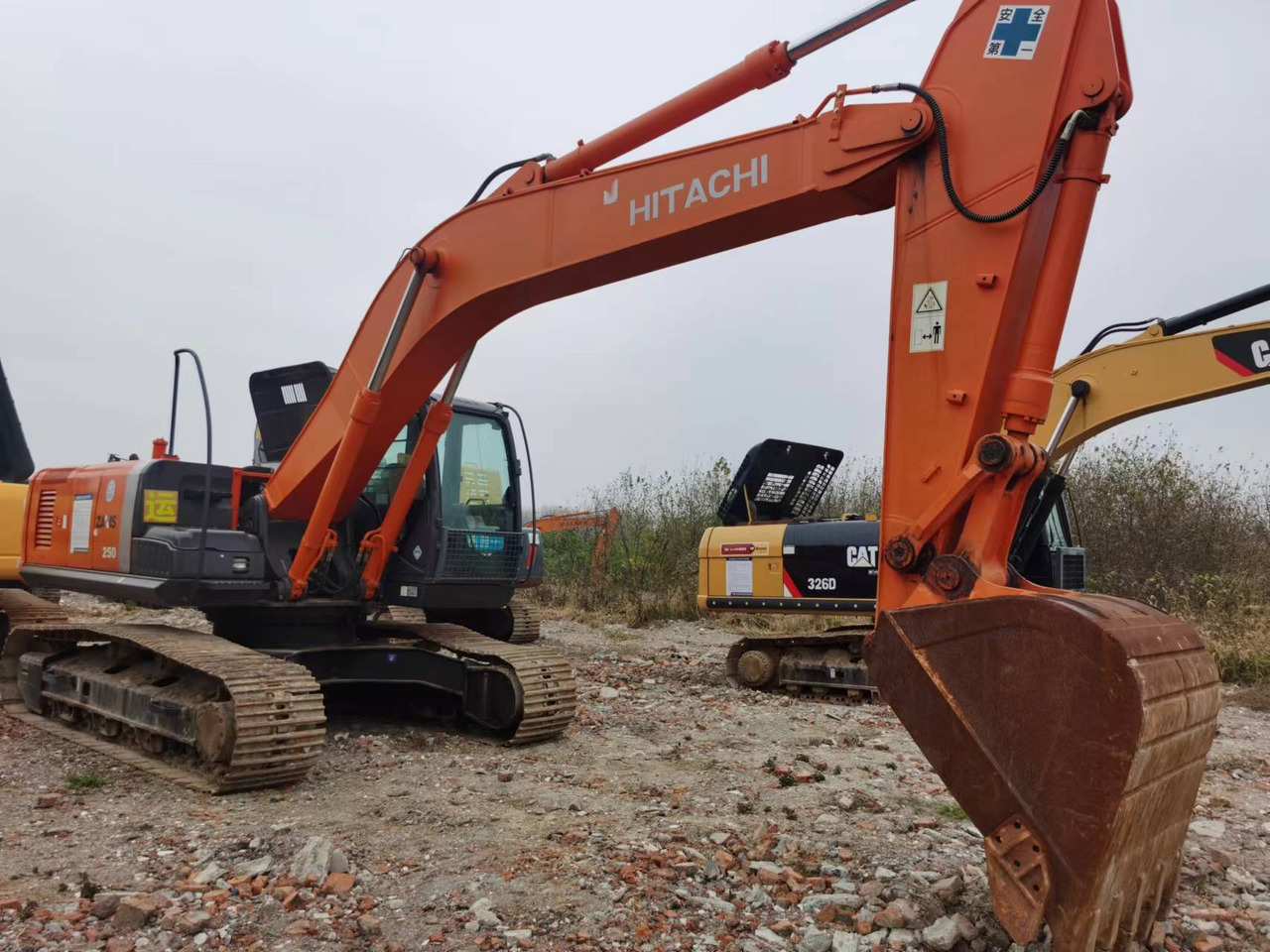 HITACHI ZX250 - Vikšrinis ekskavatorius: foto 2 HITACHI ZX250 - Vikšrinis ekskavatorius: foto 2