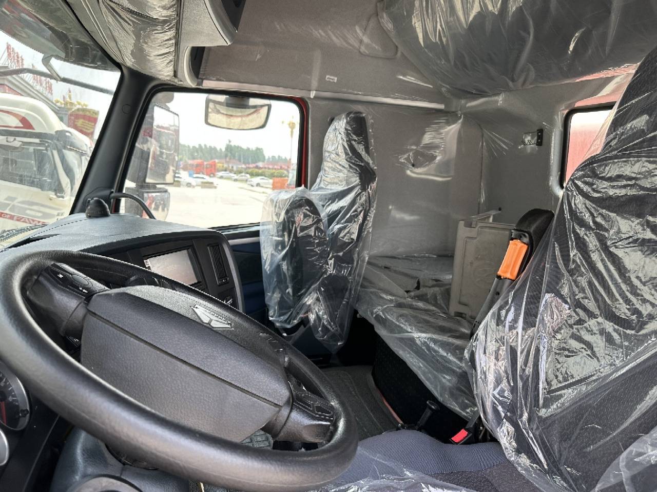 HOWO Truck Unit T7X Click Here for discount - Savivartis sunkvežimis: foto 5 HOWO Truck Unit T7X Click Here for discount - Savivartis sunkvežimis: foto 5