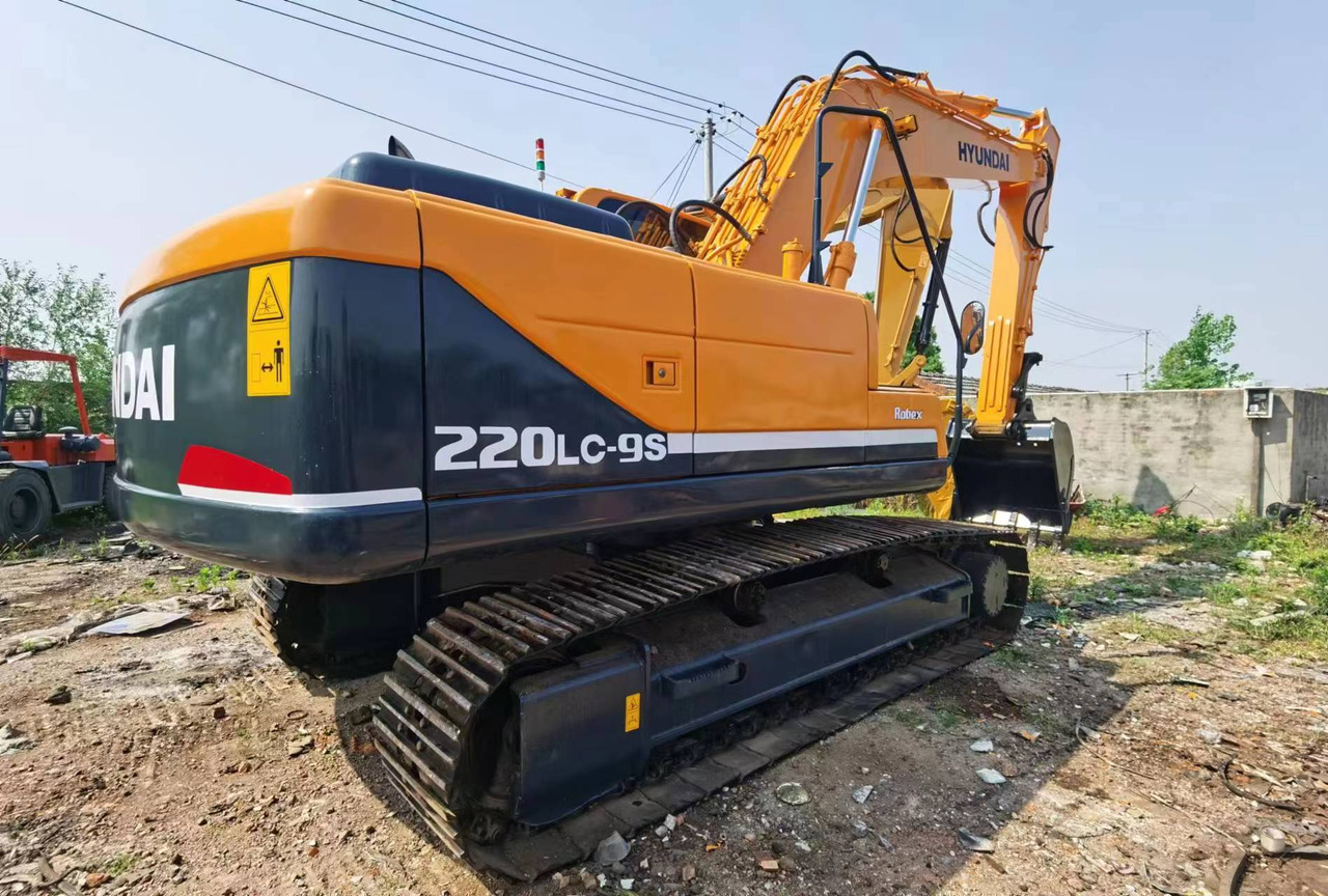 HYUNDAI R220-9S - Vikšrinis ekskavatorius: foto 4 HYUNDAI R220-9S - Vikšrinis ekskavatorius: foto 4