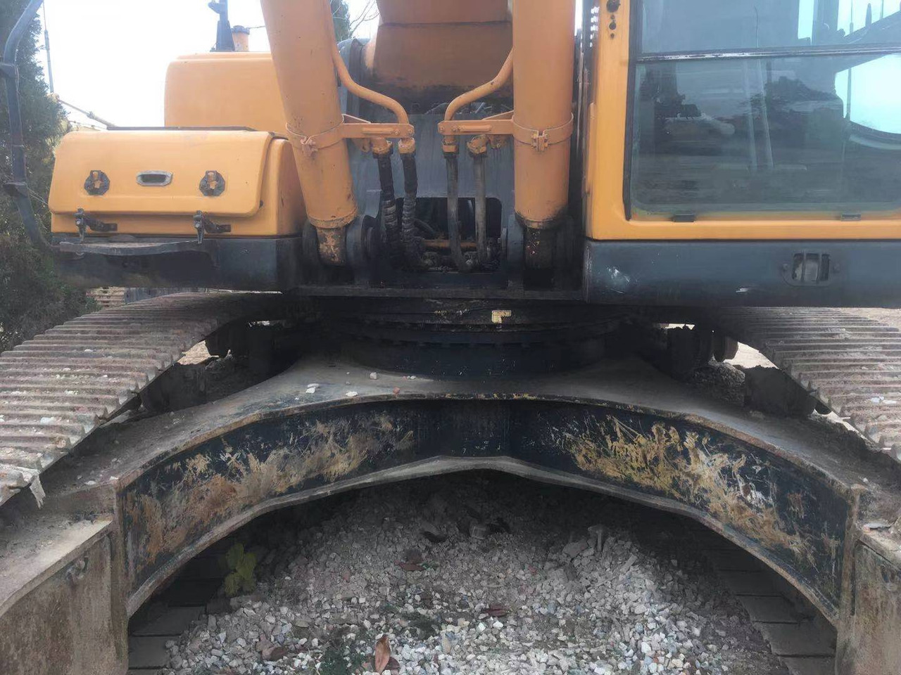 HYUNDAI R385 - Ratinis ekskavatorius: foto 5 HYUNDAI R385 - Ratinis ekskavatorius: foto 5