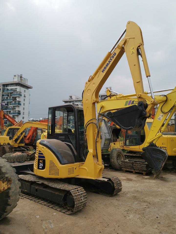 KOMATSU PC35MR - Vikšrinis ekskavatorius: foto 1 KOMATSU PC35MR - Vikšrinis ekskavatorius: foto 1