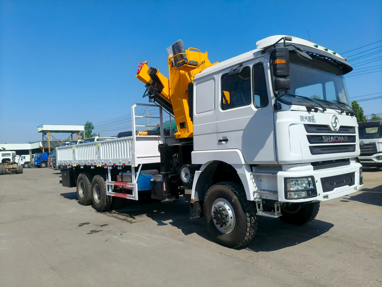 SHACMAN Truck Counted Crane 6x4 Click for Discount - Savivartis sunkvežimis: foto 1 SHACMAN Truck Counted Crane 6x4 Click for Discount - Savivartis sunkvežimis: foto 1