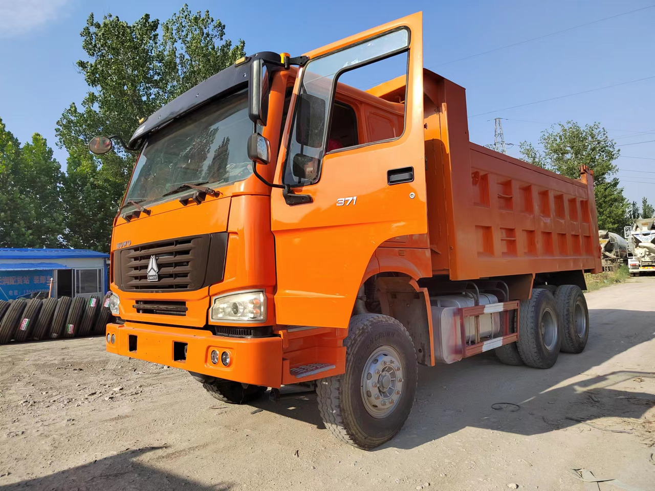 SINOTRUK HOWO 371 6X4 CLICK HERE FOR DISCOUNT - Savivartis sunkvežimis: foto 3 SINOTRUK HOWO 371 6X4 CLICK HERE FOR DISCOUNT - Savivartis sunkvežimis: foto 3