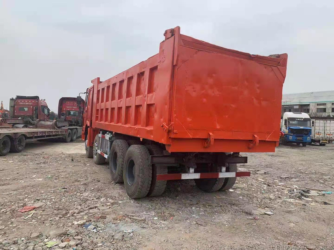 SINOTRUK HOWO 371 8X4 CLICK HERE FOR DISCOUNT - Savivartis sunkvežimis: foto 4 SINOTRUK HOWO 371 8X4 CLICK HERE FOR DISCOUNT - Savivartis sunkvežimis: foto 4