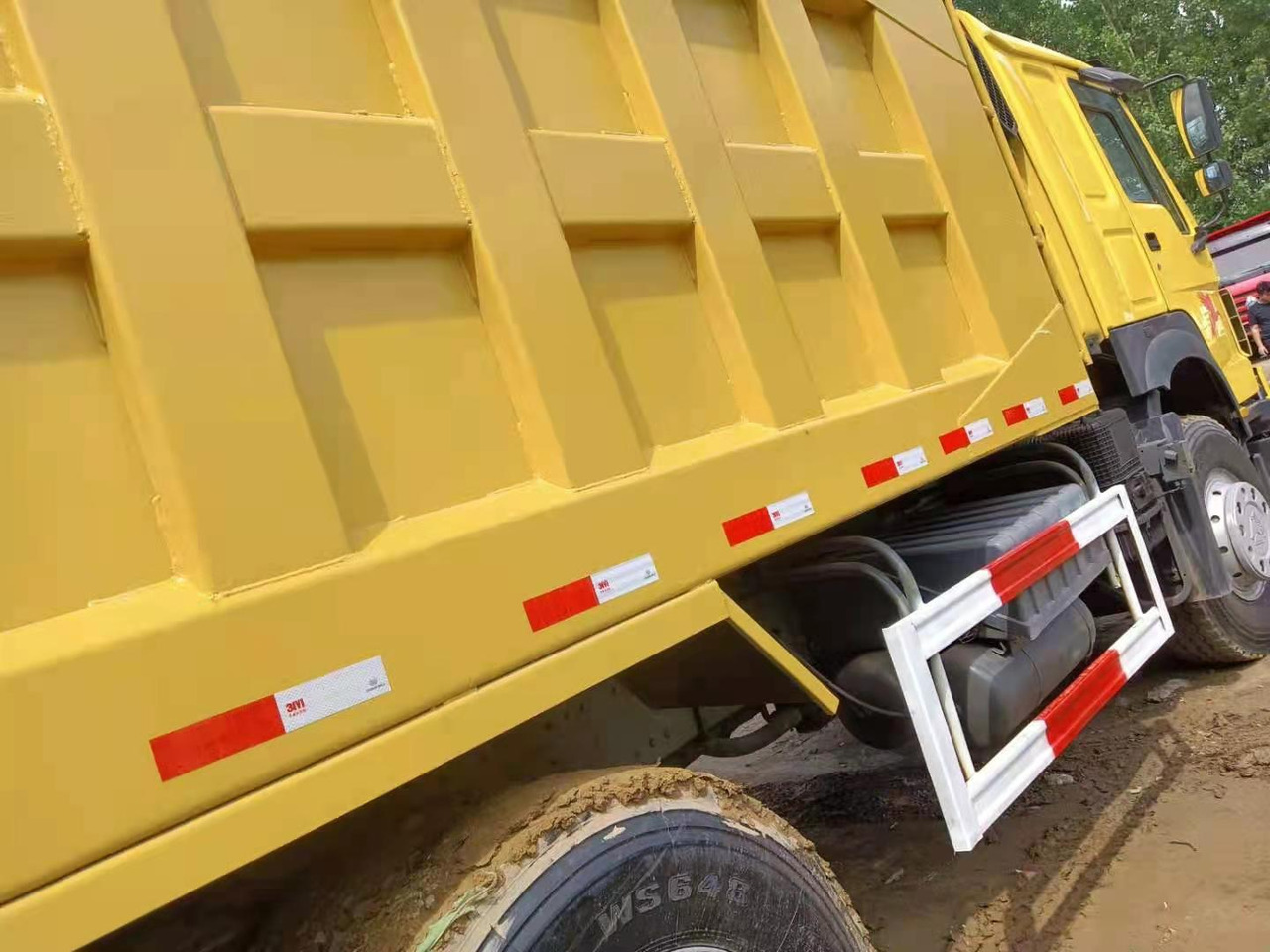 SINOTRUK HOWO 375 6X4 CLICK HERE FOR DISCOUNT - Savivartis sunkvežimis: foto 4 SINOTRUK HOWO 375 6X4 CLICK HERE FOR DISCOUNT - Savivartis sunkvežimis: foto 4