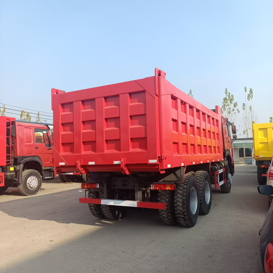 SINOTRUK HOWO 6x4 Dump Truck Click for Discount - Savivartis sunkvežimis: foto 4 SINOTRUK HOWO 6x4 Dump Truck Click for Discount - Savivartis sunkvežimis: foto 4