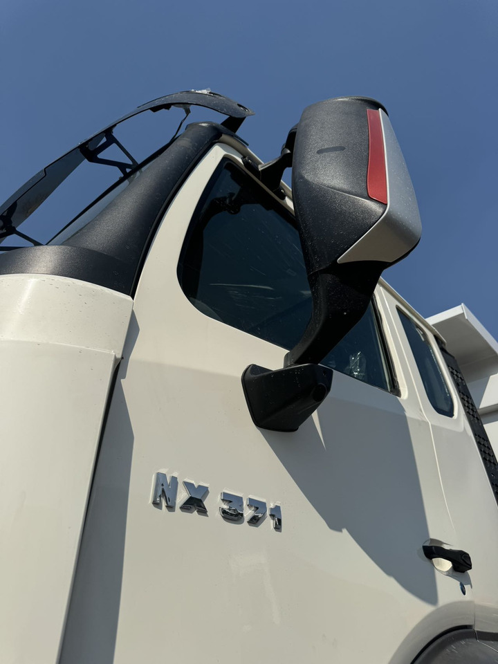 SINOTRUK HOWO NX371 6X4 - Savivartis sunkvežimis: foto 4 SINOTRUK HOWO NX371 6X4 - Savivartis sunkvežimis: foto 4