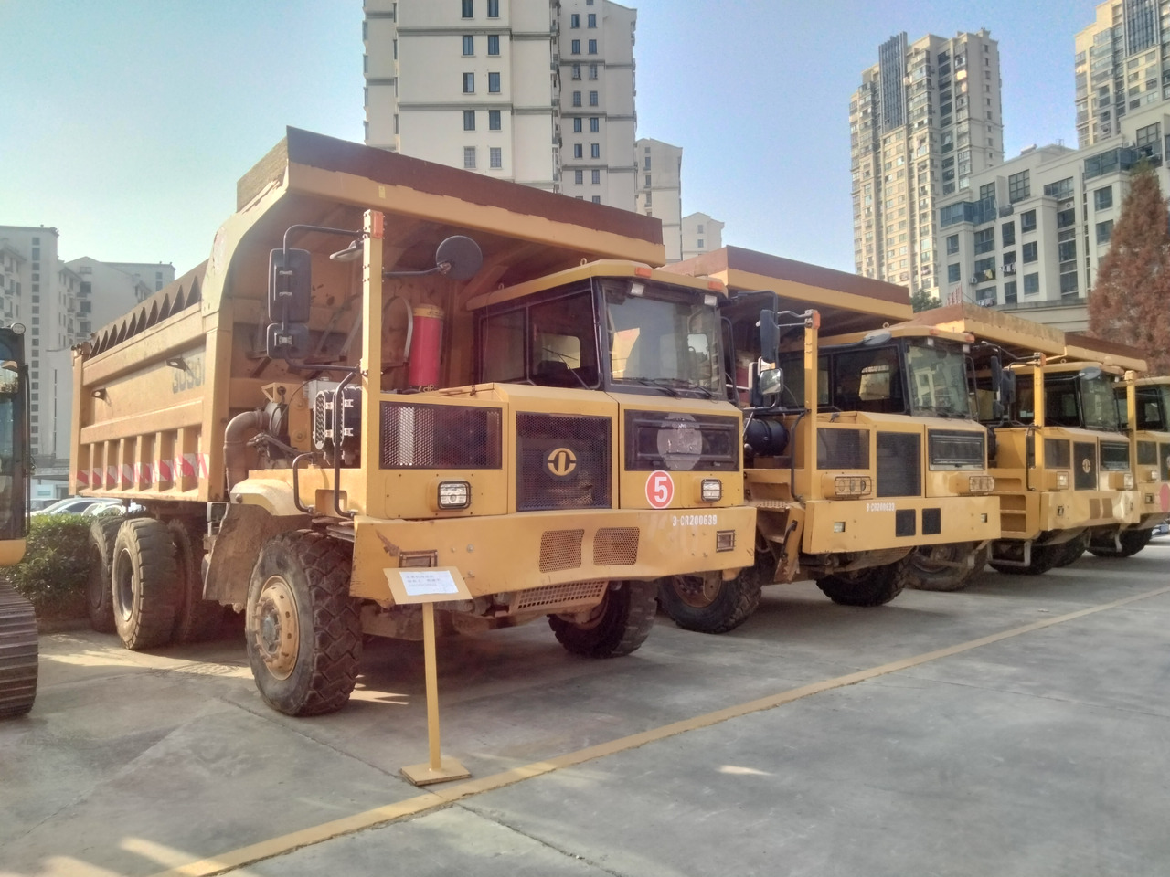 Shangong Wide-body Dump Truck 3090F - Savivartis sunkvežimis: foto 2 Shangong Wide-body Dump Truck 3090F - Savivartis sunkvežimis: foto 2