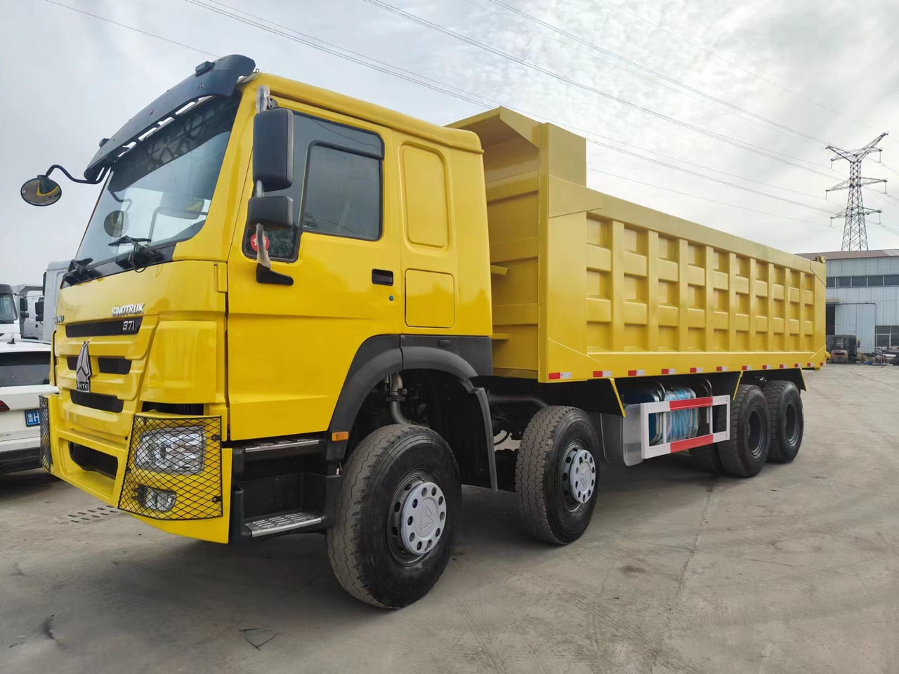 Sino HOWO 8x4 Dump Truck Click for Discount - Savivartis sunkvežimis: foto 1 Sino HOWO 8x4 Dump Truck Click for Discount - Savivartis sunkvežimis: foto 1