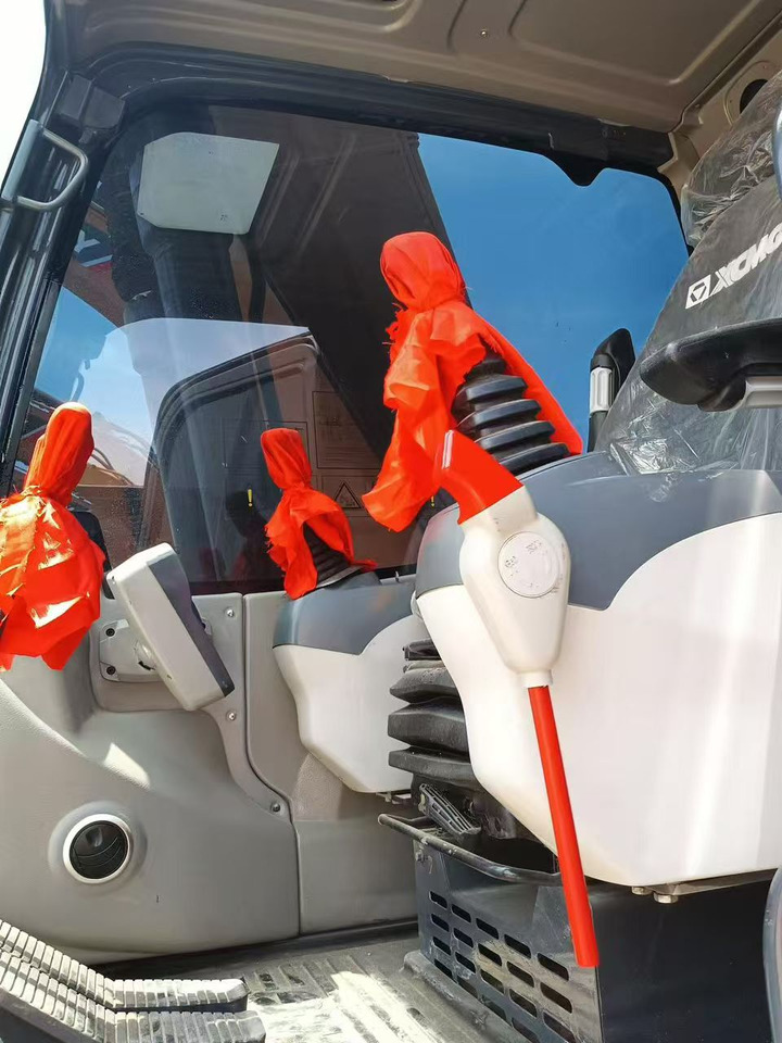 XCMG XE215DA Excavator Click for Discount - Statybinė technika: foto 5 XCMG XE215DA Excavator Click for Discount - Statybinė technika: foto 5