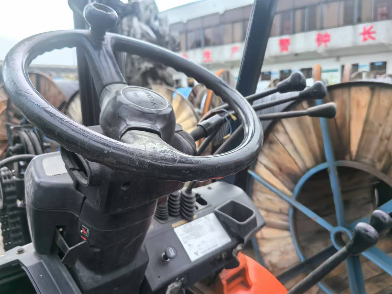 TOYOTA 5ton Forklift - Dyzelinis krautuvas: foto 5 TOYOTA 5ton Forklift - Dyzelinis krautuvas: foto 5