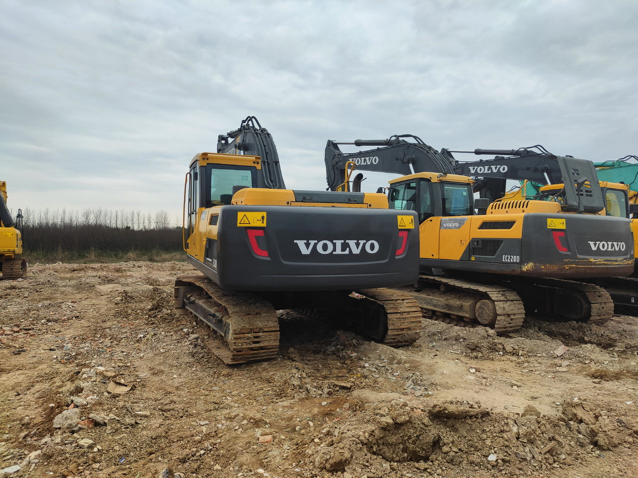 VOLVO EC220D - Vikšrinis ekskavatorius: foto 5 VOLVO EC220D - Vikšrinis ekskavatorius: foto 5