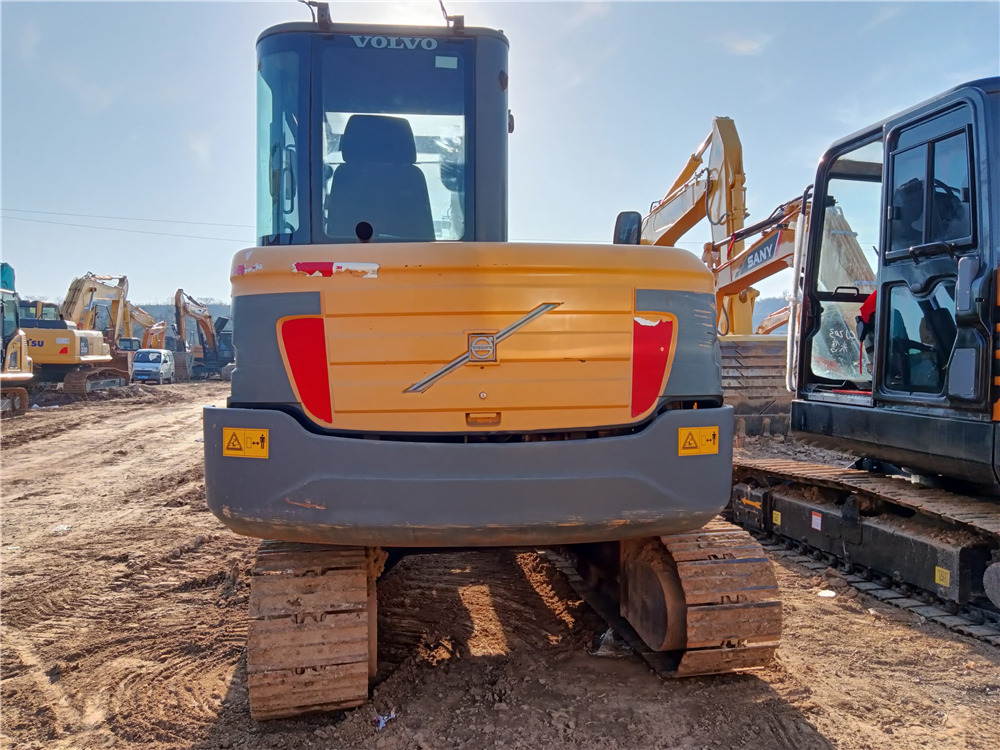 VOLVO EC60BLC - Vikšrinis ekskavatorius: foto 4 VOLVO EC60BLC - Vikšrinis ekskavatorius: foto 4