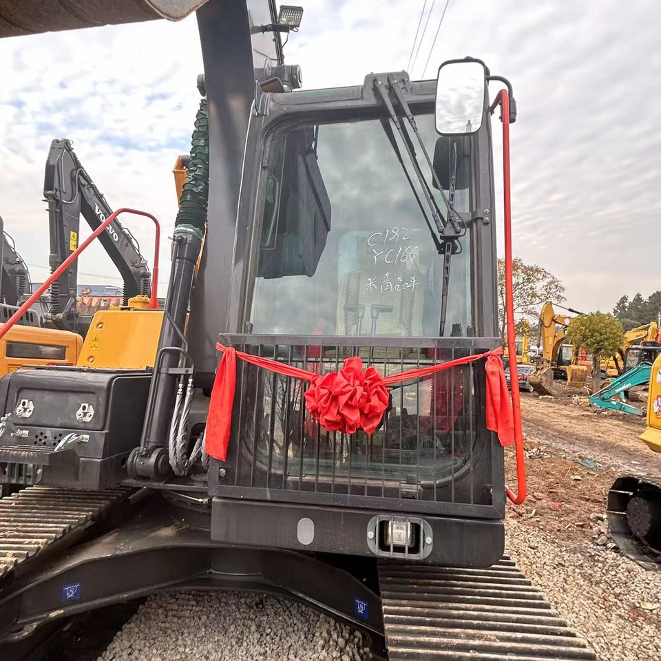 VOLVO Excavator EC140 Click for Discount - Ekskavatorius: foto 4 VOLVO Excavator EC140 Click for Discount - Ekskavatorius: foto 4