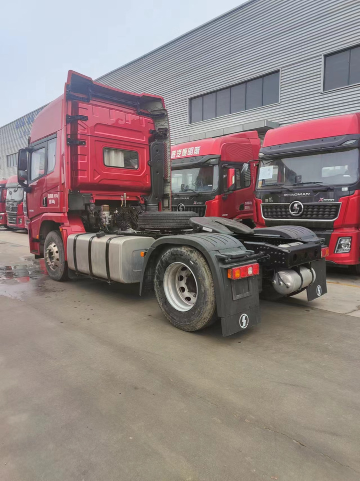 SINOTRUK Delong X5000 4X2 Truck Unit Automatic Transmission - Vilkikas: foto 3 SINOTRUK Delong X5000 4X2 Truck Unit Automatic Transmission - Vilkikas: foto 3