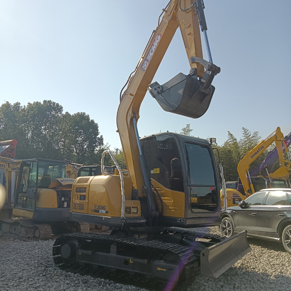 XCMG XE75DA - Vikšrinis ekskavatorius: foto 3 XCMG XE75DA - Vikšrinis ekskavatorius: foto 3