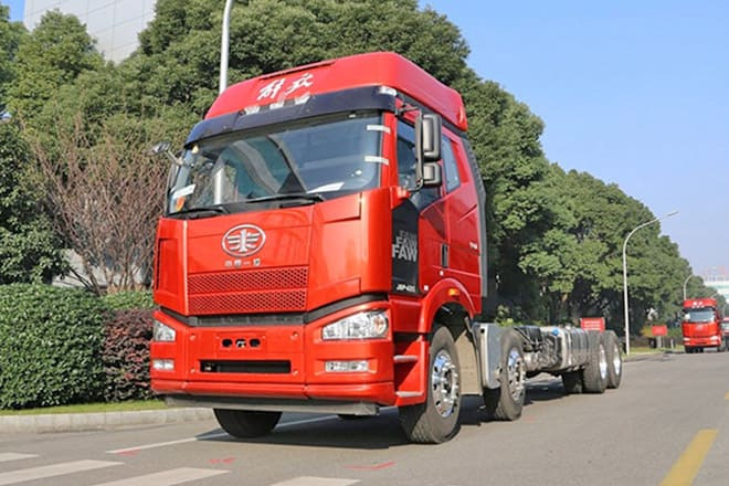 FAW Faw J6P 420 Truck New Model for Sale in Ghana - Važiuoklės sunkvežimis: foto 1 FAW Faw J6P 420 Truck New Model for Sale in Ghana - Važiuoklės sunkvežimis: foto 1