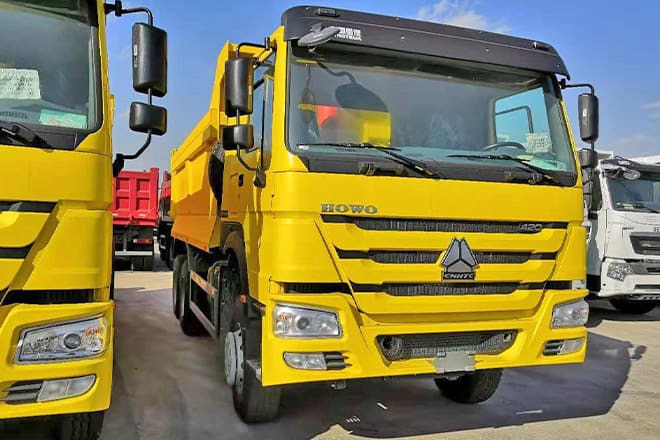 SINOTRUK Howo 400 10 Wheeler Dump Truck for Sale Price in Sierra Leone - Savivartis sunkvežimis: foto 1 SINOTRUK Howo 400 10 Wheeler Dump Truck for Sale Price in Sierra Leone - Savivartis sunkvežimis: foto 1