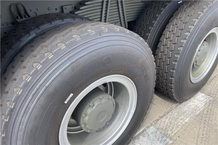 SINOTRUK Howo Dump Truck 6x4 for Sale In Ghana - Savivartis sunkvežimis: foto 3 SINOTRUK Howo Dump Truck 6x4 for Sale In Ghana - Savivartis sunkvežimis: foto 3