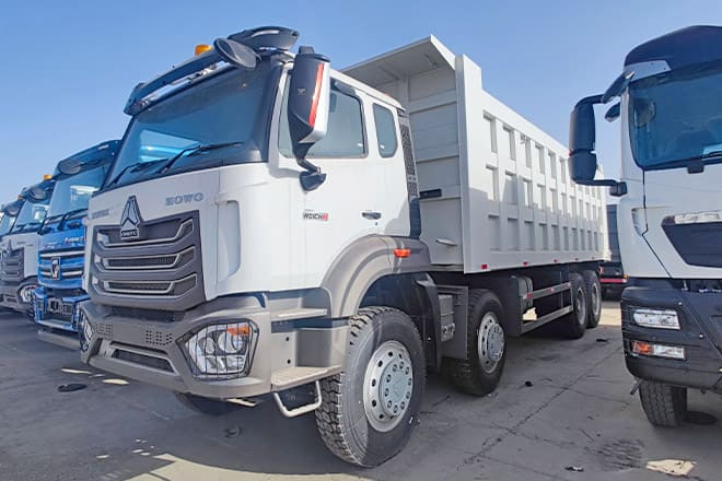 SINOTRUK Sino Howo 8x4 Dump truck for Sale in Senegal - Savivartis sunkvežimis: foto 4 SINOTRUK Sino Howo 8x4 Dump truck for Sale in Senegal - Savivartis sunkvežimis: foto 4