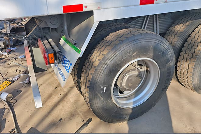 SINOTRUK Sinotruk Howo 371 8x4 Dump Truck for Sale in Libya - Savivartis sunkvežimis: foto 5 SINOTRUK Sinotruk Howo 371 8x4 Dump Truck for Sale in Libya - Savivartis sunkvežimis: foto 5