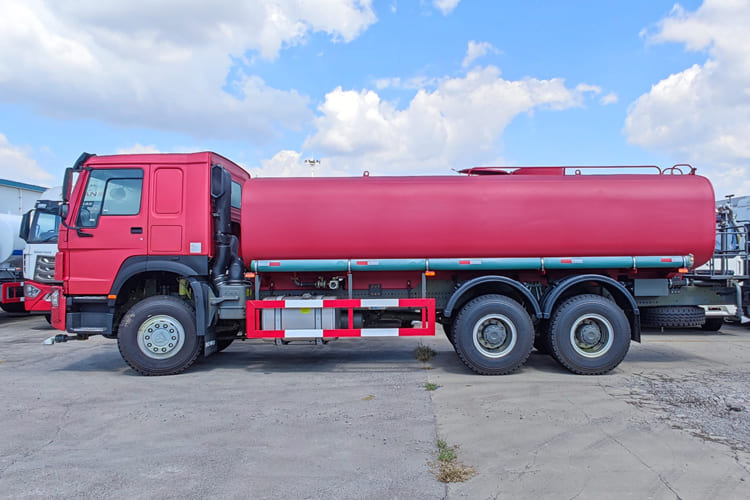 Howo Howo Water Truck for Sale in Nigeria - Sunkvežimis: foto 3 Howo Howo Water Truck for Sale in Nigeria - Sunkvežimis: foto 3