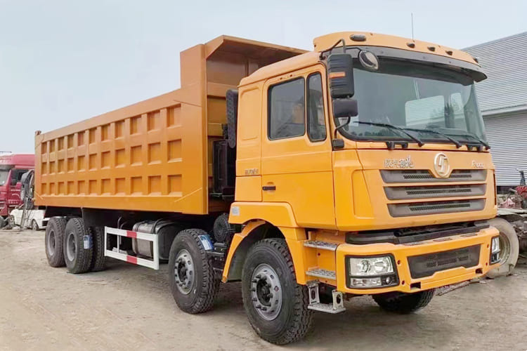 SHACMAN Shacman Truck F3000 for Sale in Zamibia - Sunkvežimis: foto 1 SHACMAN Shacman Truck F3000 for Sale in Zamibia - Sunkvežimis: foto 1