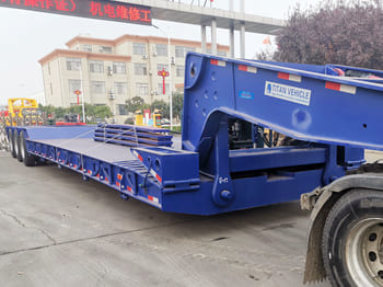 TITAN 120 Ton Lowboy Truck Trailer for Sale in Zambia - Žemo profilio platforma puspriekabė: foto 2 TITAN 120 Ton Lowboy Truck Trailer for Sale in Zambia - Žemo profilio platforma puspriekabė: foto 2