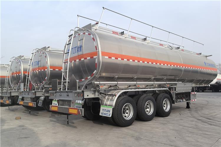 TITAN 3 Axle Aluminum Fuel Tanker Trailer for Sale In Costa Rica - Puspriekabė cisterna: foto 5 TITAN 3 Axle Aluminum Fuel Tanker Trailer for Sale In Costa Rica - Puspriekabė cisterna: foto 5