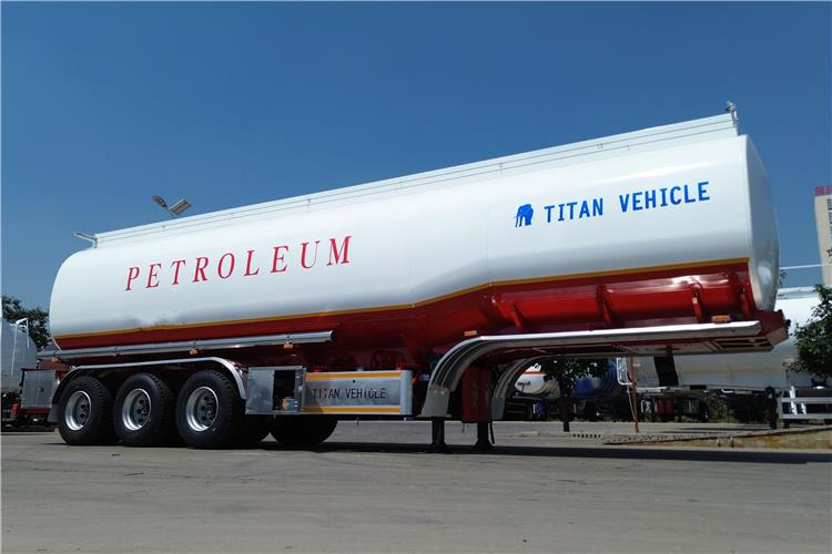 TITAN 3 Axle Petrol Tanker for Sale Price In Mali - Puspriekabė cisterna: foto 1 TITAN 3 Axle Petrol Tanker for Sale Price In Mali - Puspriekabė cisterna: foto 1