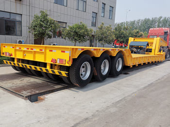 TITAN 3 line 6 axle Rgn Trailer for Sale in Saudi Arabia - Žemo profilio platforma puspriekabė: foto 1 TITAN 3 line 6 axle Rgn Trailer for Sale in Saudi Arabia - Žemo profilio platforma puspriekabė: foto 1