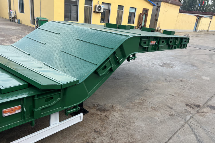 TITAN 4 Axle Low Loader Trailer for Sale in Jamaica - Žemo profilio platforma puspriekabė: foto 5 TITAN 4 Axle Low Loader Trailer for Sale in Jamaica - Žemo profilio platforma puspriekabė: foto 5