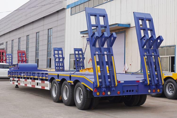 TITAN Tri Axle Low Loader Trailer for Sale in Mali - Žemo profilio platforma puspriekabė: foto 3 TITAN Tri Axle Low Loader Trailer for Sale in Mali - Žemo profilio platforma puspriekabė: foto 3
