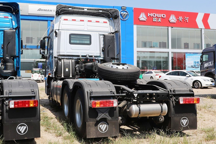 FOTON Foton 6x4 Tractor Head for Sale in Tanzania - Vilkikas: foto 4 FOTON Foton 6x4 Tractor Head for Sale in Tanzania - Vilkikas: foto 4