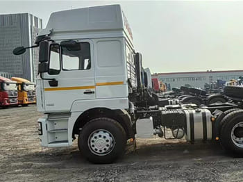 SHACMAN Shacman Truck Head F3000 for Sale in Mali - Vilkikas: foto 4 SHACMAN Shacman Truck Head F3000 for Sale in Mali - Vilkikas: foto 4