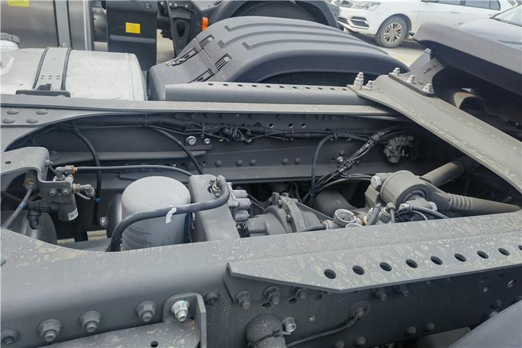 Sinotruk Second Hand Sitrak G7 540 Truck Tractor for Sale In Tanzania - Vilkikas: foto 3 Sinotruk Second Hand Sitrak G7 540 Truck Tractor for Sale In Tanzania - Vilkikas: foto 3