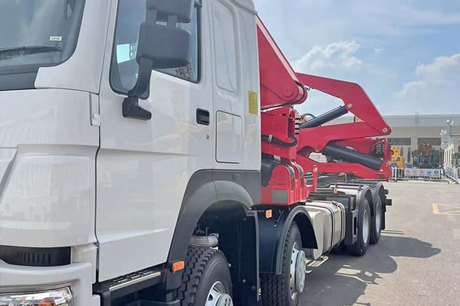 XCMG 20 Ft Side Lifter Truck for Sale in Papua New Guinea - Konteineris-vežimus/ Sukeisti kūną sunkvežimis: foto 4 XCMG 20 Ft Side Lifter Truck for Sale in Papua New Guinea - Konteineris-vežimus/ Sukeisti kūną sunkvežimis: foto 4