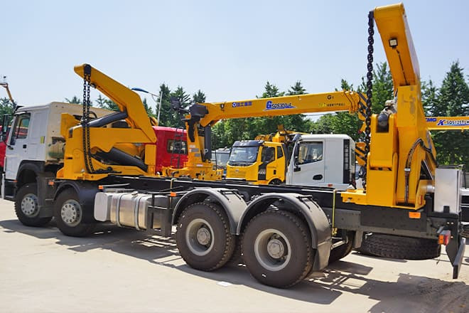 XCMG 20Ft Container Side Lift Truck for Sale in Guyana - Konteineris-vežimus/ Sukeisti kūną sunkvežimis: foto 1 XCMG 20Ft Container Side Lift Truck for Sale in Guyana - Konteineris-vežimus/ Sukeisti kūną sunkvežimis: foto 1