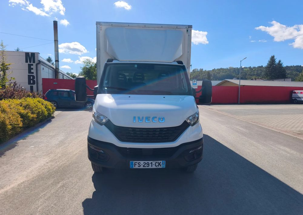 Iveco DAILY 70C18 KONTENER 5,5M obsługa silnika nowy rozrząd - Furgonas sunkvežimis: foto 3 Iveco DAILY 70C18 KONTENER 5,5M obsługa silnika nowy rozrząd - Furgonas sunkvežimis: foto 3