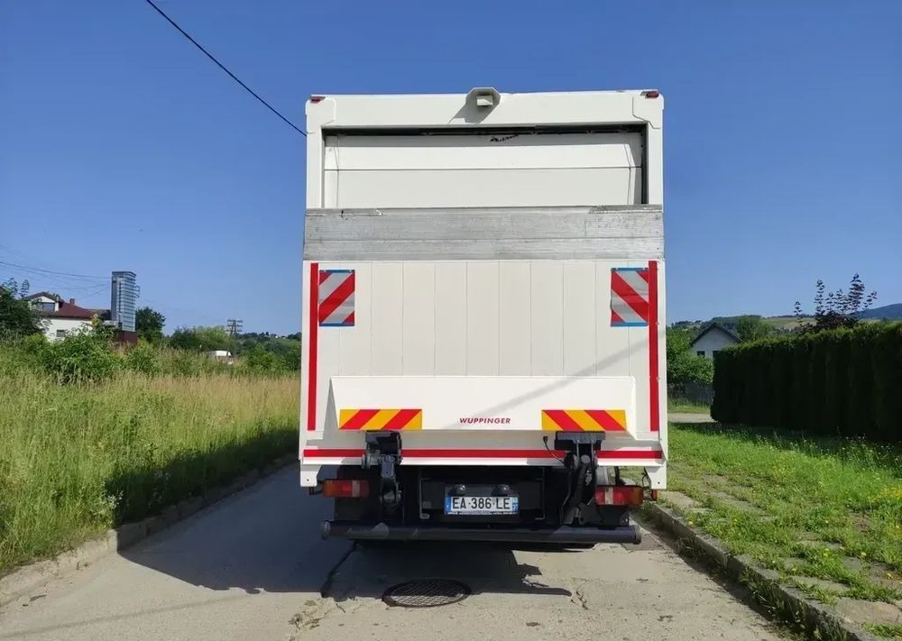 MAN TGM 15.290 kontener , winda - Furgonas sunkvežimis: foto 4 MAN TGM 15.290 kontener , winda - Furgonas sunkvežimis: foto 4