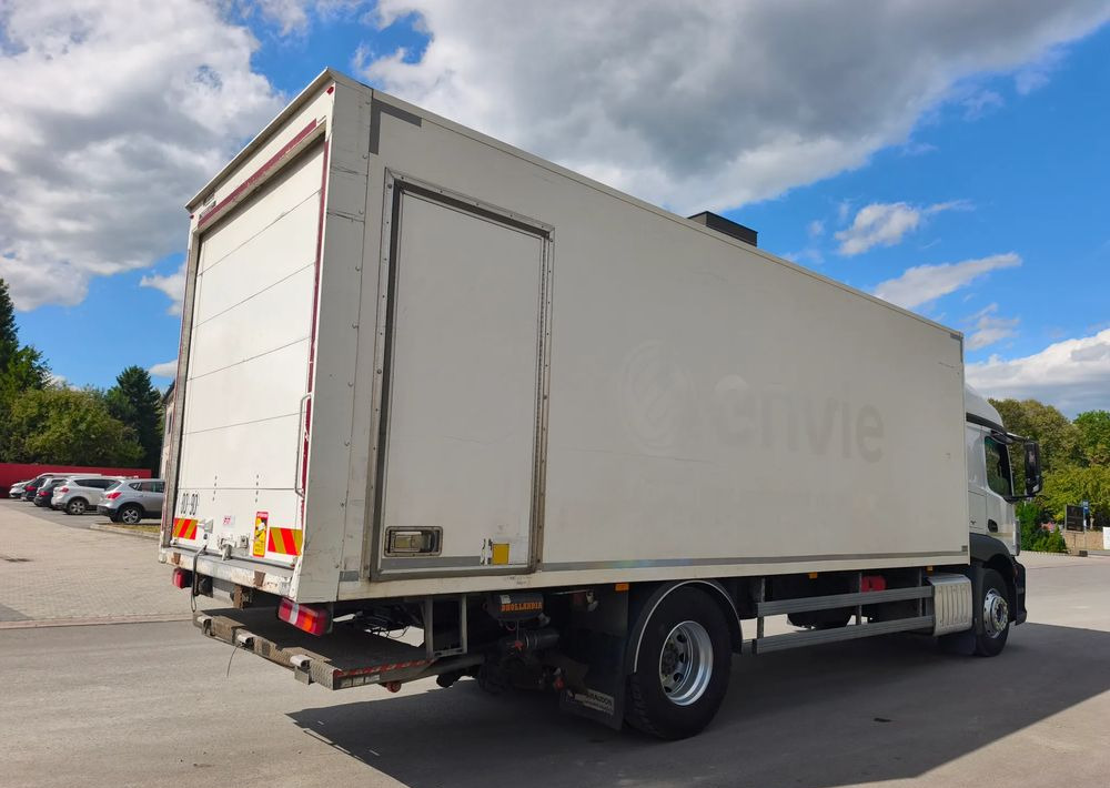 Mercedes-Benz ACTROS 18.360 kontener 18 p , winda - Furgonas sunkvežimis: foto 5 Mercedes-Benz ACTROS 18.360 kontener 18 p , winda - Furgonas sunkvežimis: foto 5