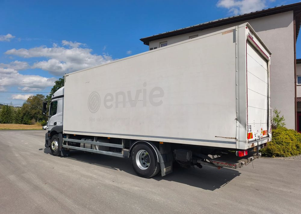 Mercedes-Benz ACTROS 18.360 kontener 18 p , winda - Furgonas sunkvežimis: foto 4 Mercedes-Benz ACTROS 18.360 kontener 18 p , winda - Furgonas sunkvežimis: foto 4