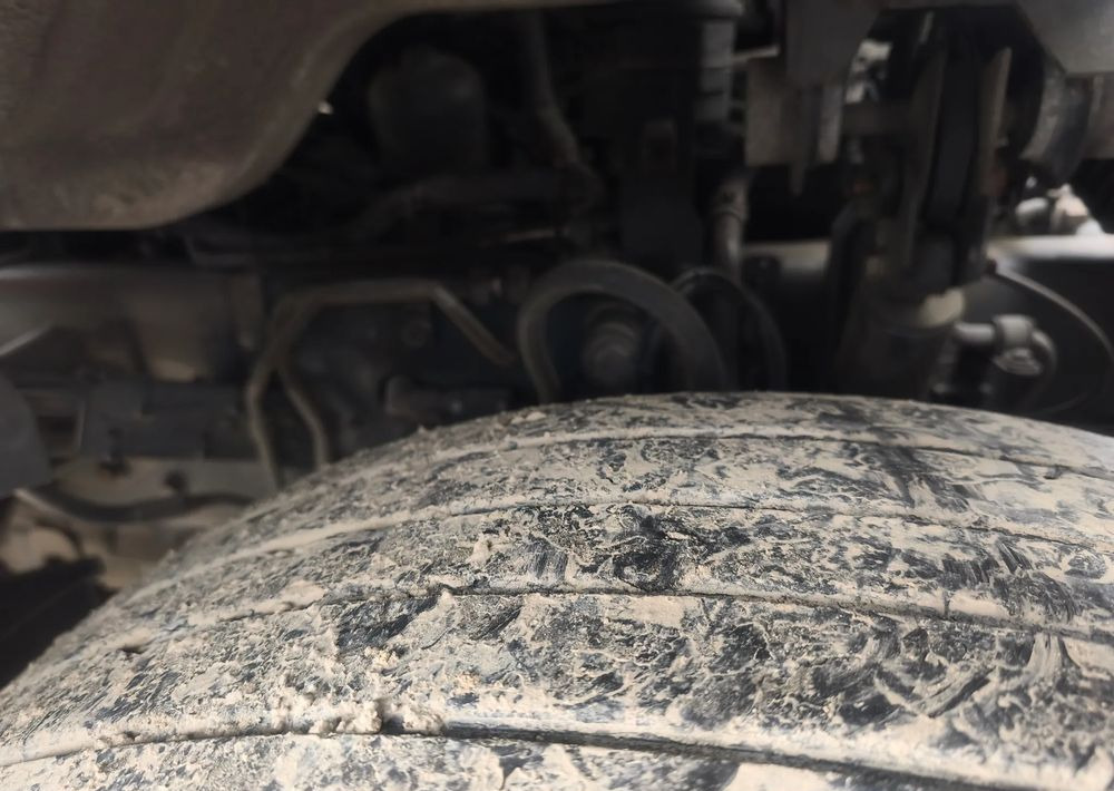 Renault Gama D 18.280  rama do zabudowy poduszka - Važiuoklės sunkvežimis: foto 4 Renault Gama D 18.280  rama do zabudowy poduszka - Važiuoklės sunkvežimis: foto 4