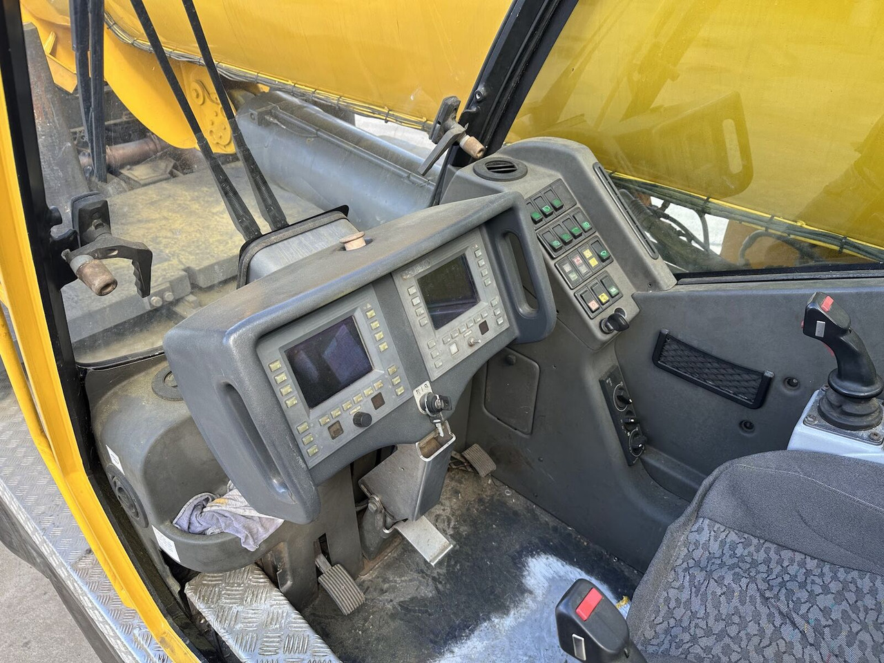 Visureigis kranas Grove Grove GMK 4100 L: foto 6