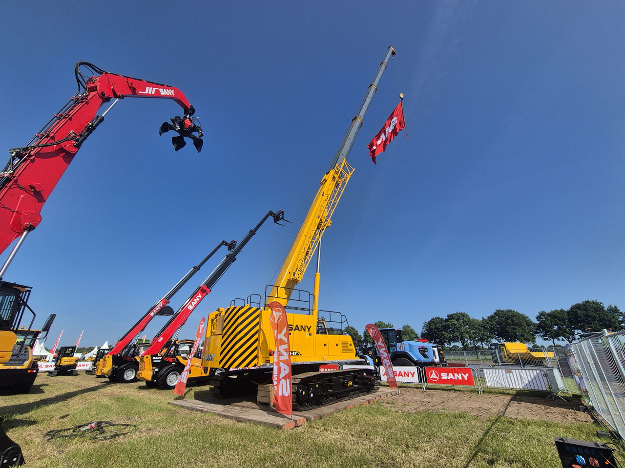 Sany SANY STB500T5-EV - Vikšrinis kranas: foto 3 Sany SANY STB500T5-EV - Vikšrinis kranas: foto 3