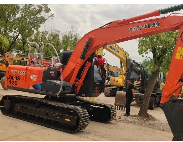2022 Hitachi ZX120 - Vikšrinis ekskavatorius: foto 1 2022 Hitachi ZX120 - Vikšrinis ekskavatorius: foto 1