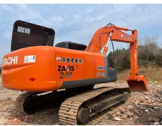 2023 Hitachi ZX240-3 - Vikšrinis ekskavatorius: foto 2 2023 Hitachi ZX240-3 - Vikšrinis ekskavatorius: foto 2